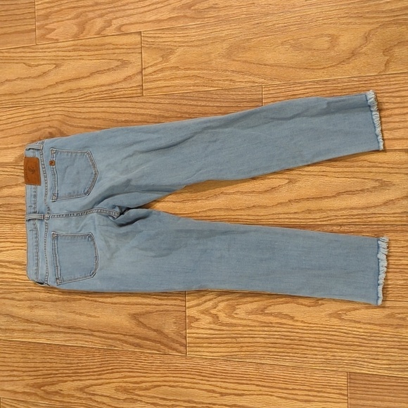 Light wash distressed skinny ankle jeans w/ stretch & raw hem, Angry Rabbit 28" - Picture 5 of 7
